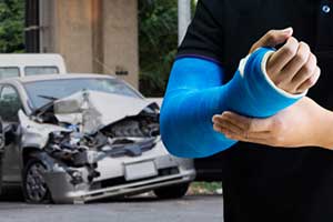 Man hurt in a car accident who needs to file a car accident settlement